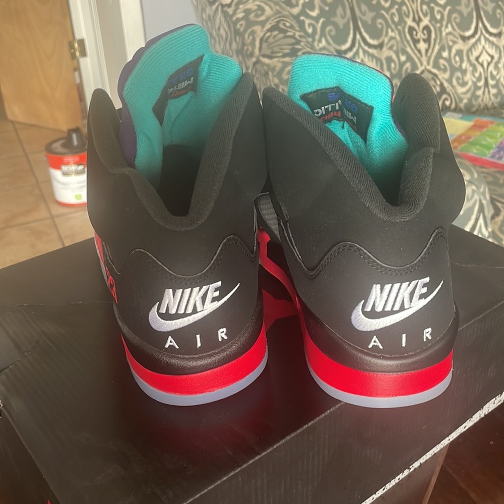 AUTHENTIC Jordan 5 retro “Top 3” - Picture 4 of 8